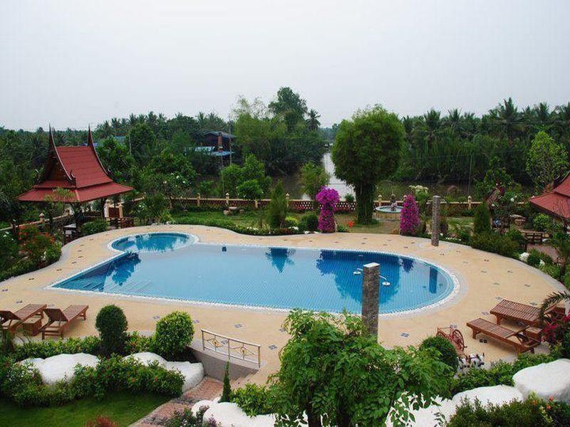 Jaroenrat Resort Samut Songkhram Ngoại thất bức ảnh