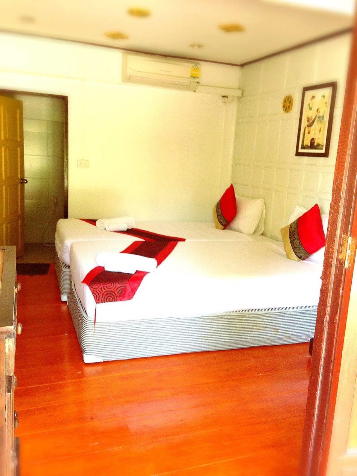 Jaroenrat Resort Samut Songkhram Ngoại thất bức ảnh